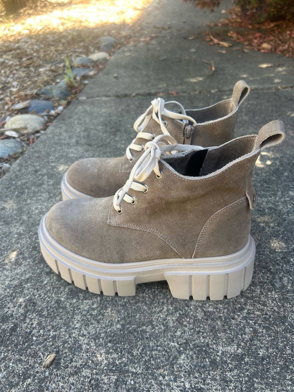 NWOT Anthropologie Sheridan Mia Suede Combat Boots Platform Zip Up 37 US 6.5